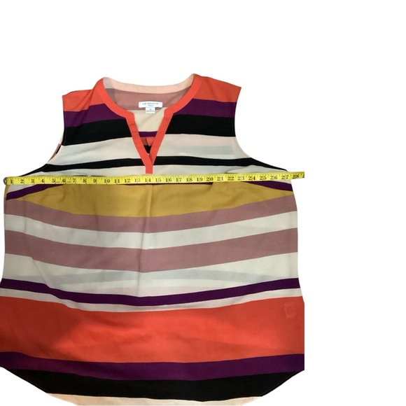 Plus Size, Liz Claiborne Red and Black Sleeveless Blouse Relaxed Fit, 3X - Picture 6 of 7